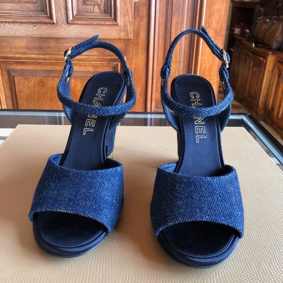 Chanel Chanel Denim Navy Blue Wedge Sandals NIB - Picture 8 of 10